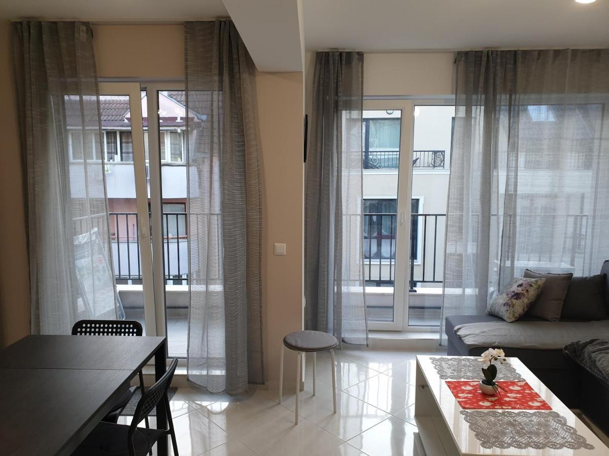 New The Twins Varna Two-Bedroom, Apt 5 At 15 Tsani Ginchev Street, Floor 3 Exterior foto