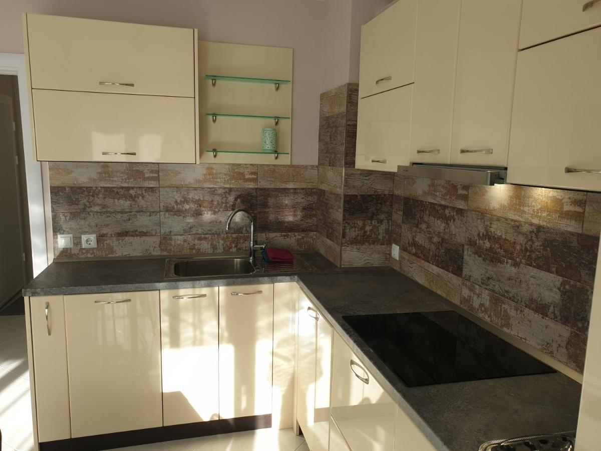 New The Twins Varna Two-Bedroom, Apt 5 At 15 Tsani Ginchev Street, Floor 3 Exterior foto