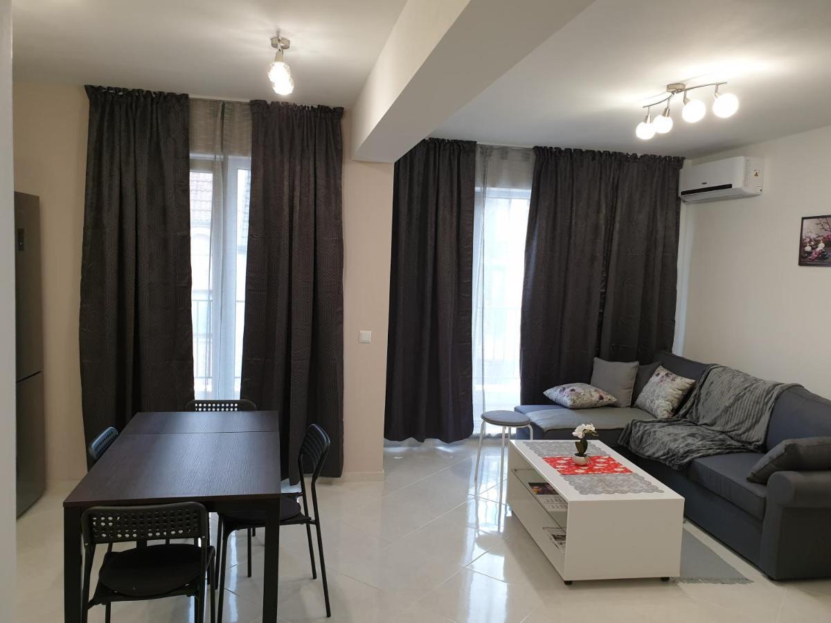 New The Twins Varna Two-Bedroom, Apt 5 At 15 Tsani Ginchev Street, Floor 3 Exterior foto