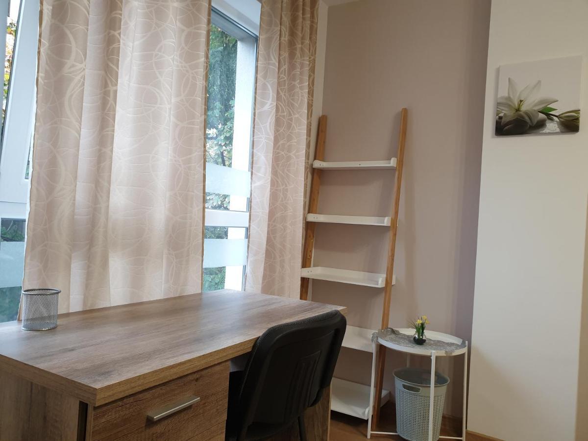 New The Twins Varna Two-Bedroom, Apt 5 At 15 Tsani Ginchev Street, Floor 3 Exterior foto