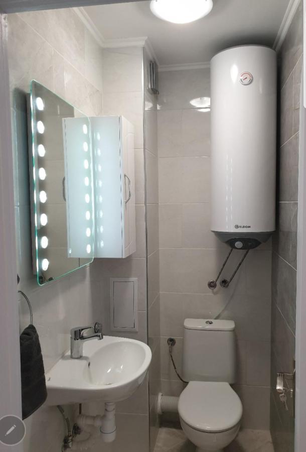 New The Twins Varna Two-Bedroom, Apt 5 At 15 Tsani Ginchev Street, Floor 3 Exterior foto